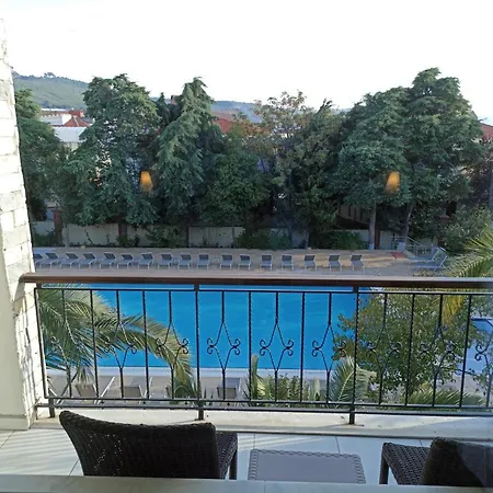 Iris & 4* Canakkale