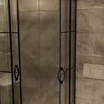 Iris & Hotel