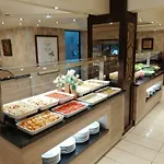 Hotel Iris & 4*