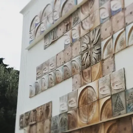Iris & צ'נקלה