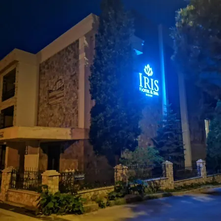 Iris & 4* Κανακάλε