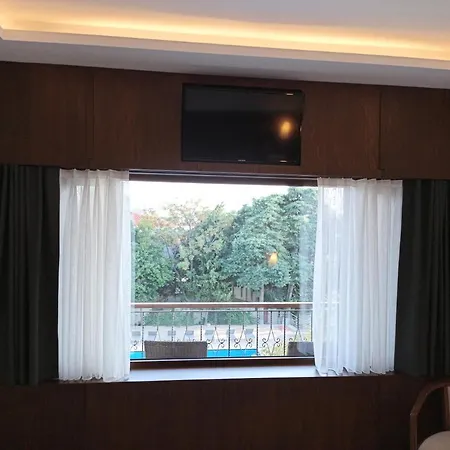 Hotel Iris Hotel&spa 4*