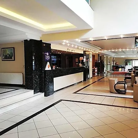 Iris & Hotel