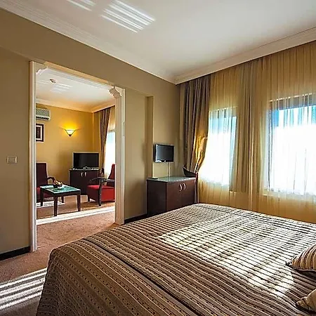 Hotel Iris &