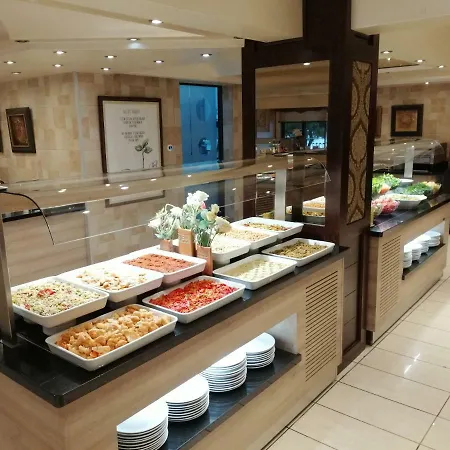 Hotel Iris & 4*