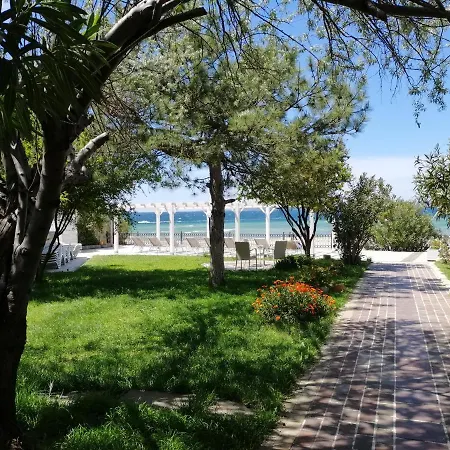 Hotell Iris &