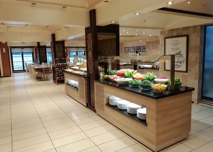 Hotel Iris & Canakkale